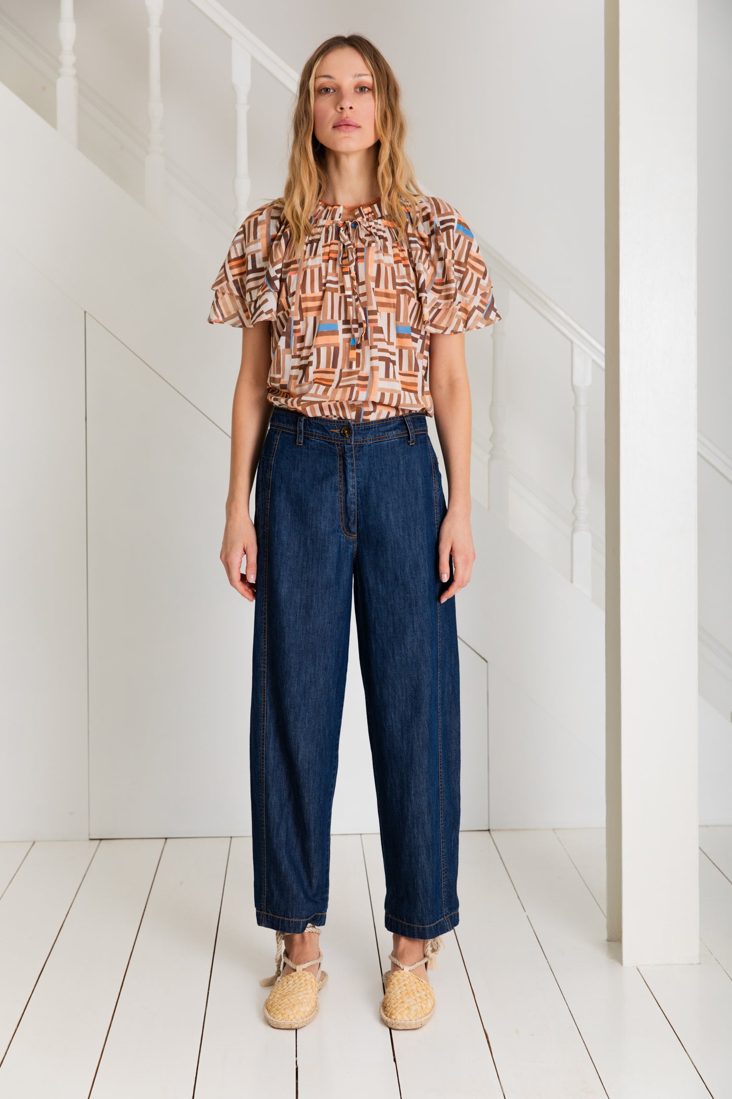 Nieve Barrel Denim Jean - Denim Mid Wash