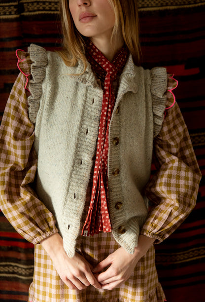 Della Gilet - Oyster