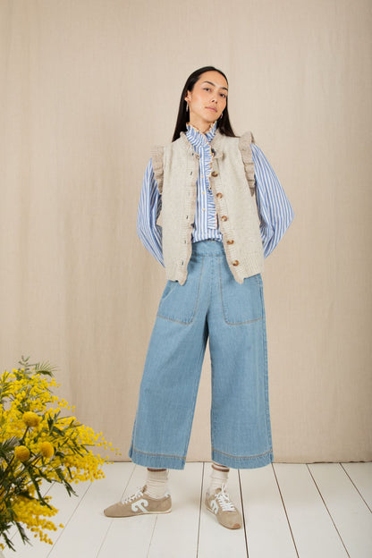 Della Gilet - Oyster