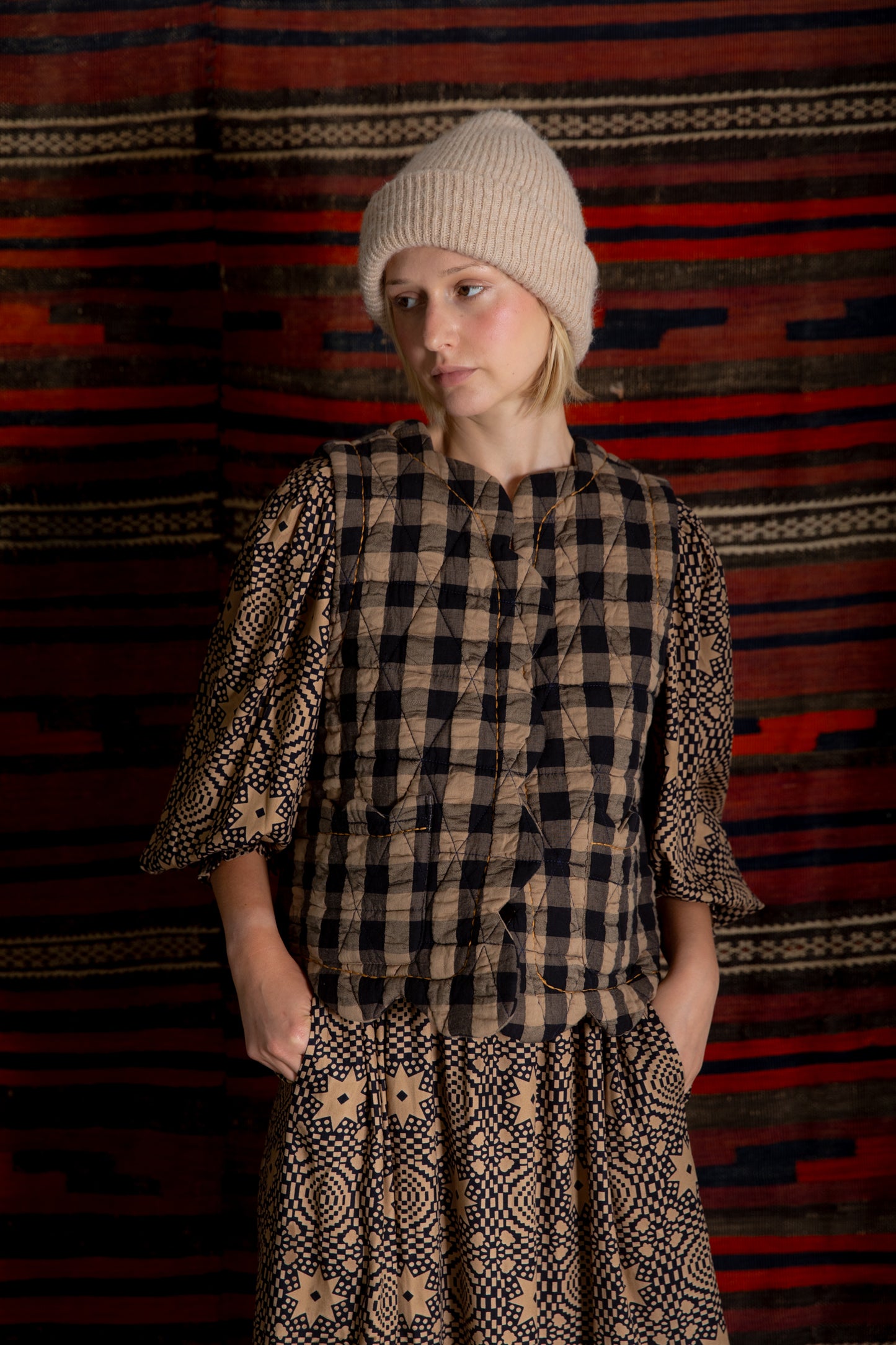 Estelle Gilet - Ink / Sand