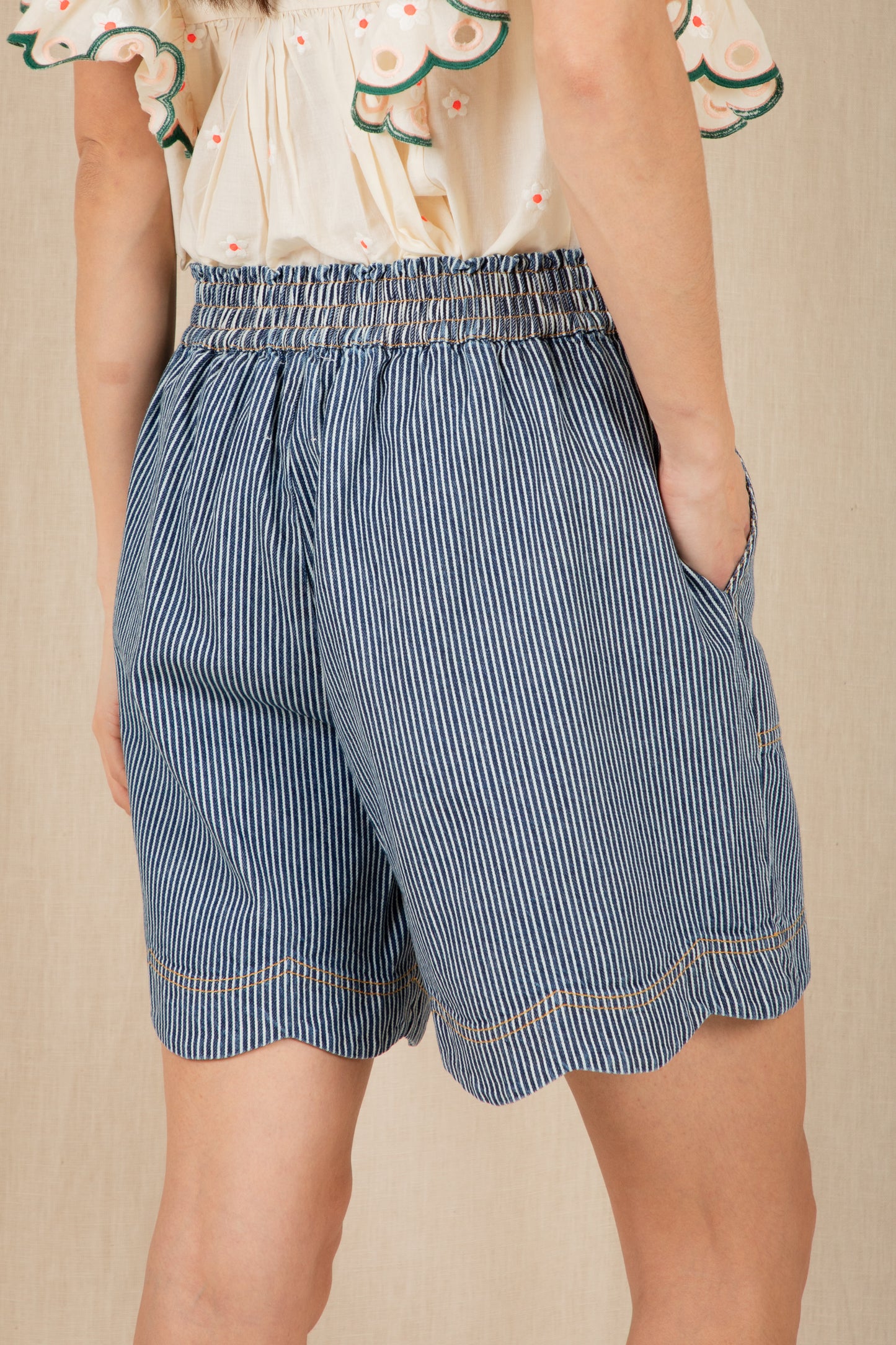 Mary Short - Ticking