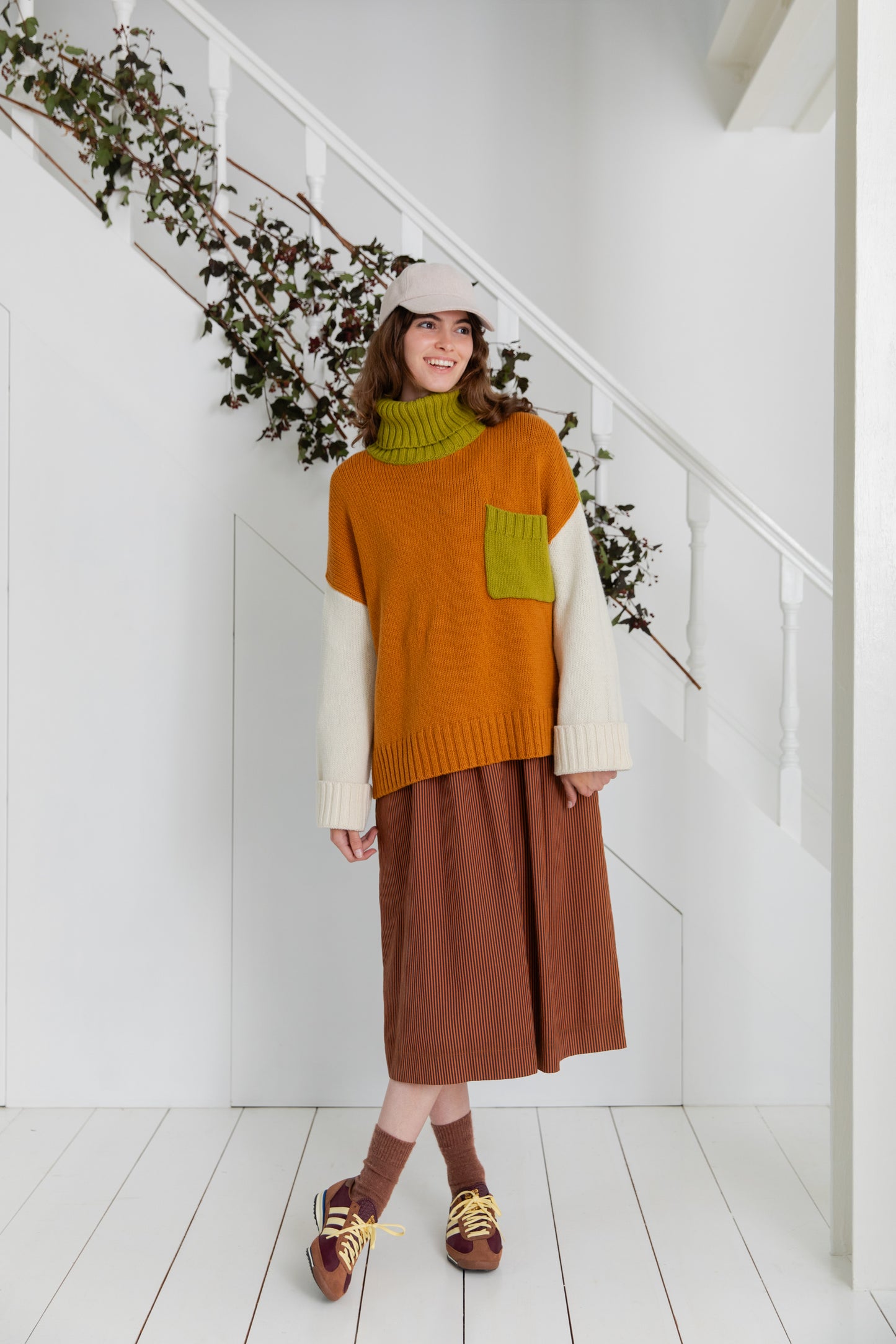 Harvey Roll Neck  - Rust (WS)